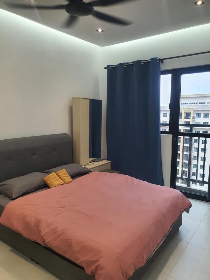 Majestic Maxim 3 Bedrooms Block D Near Mrt Pangsapuri *